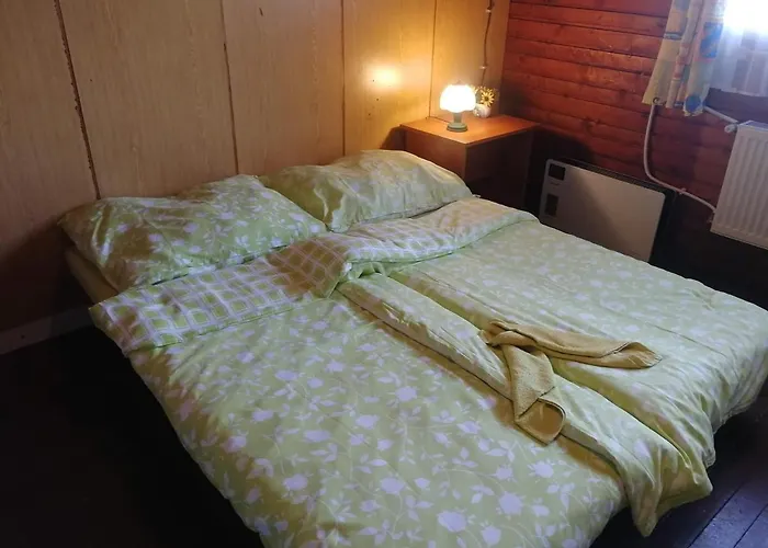 Pod Vlekom 3*